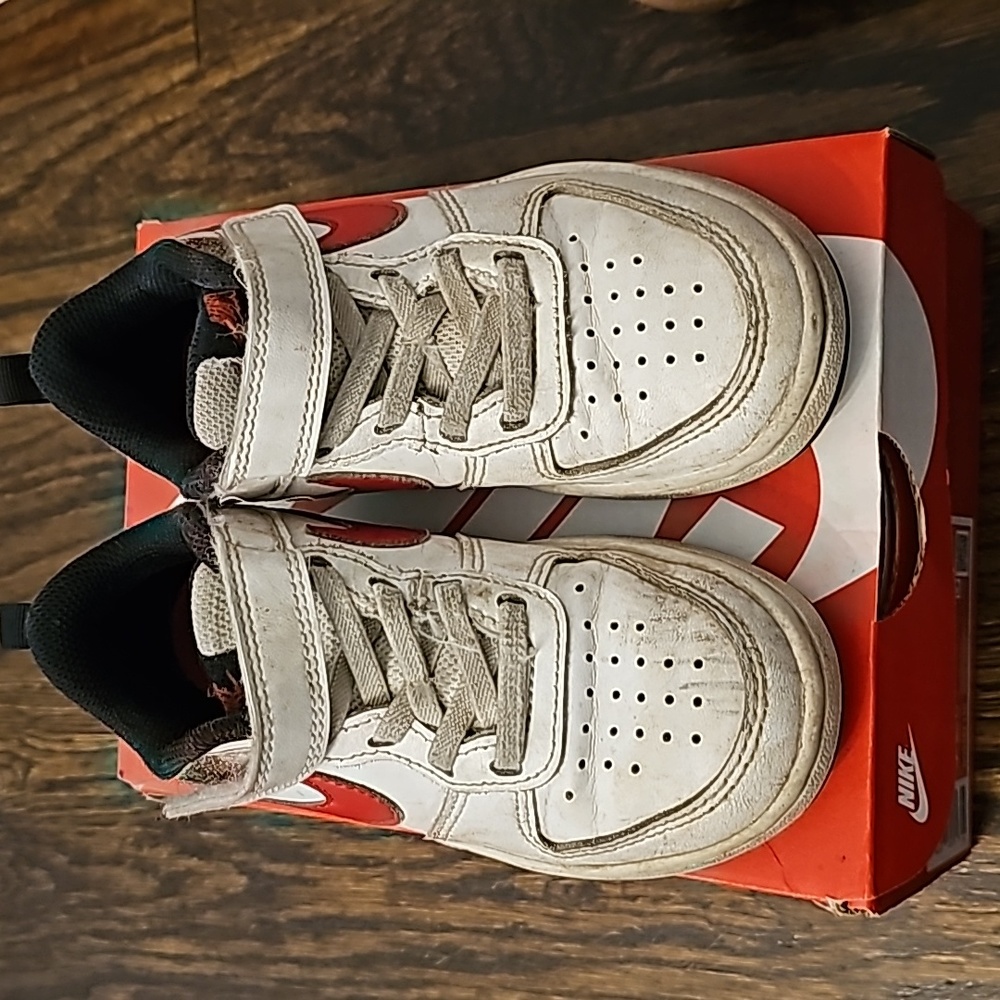 Boys Nike Court Bourough Low